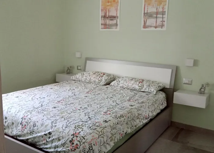 Appartamento Con Veranda E Giardino A 75 M Dal Mare