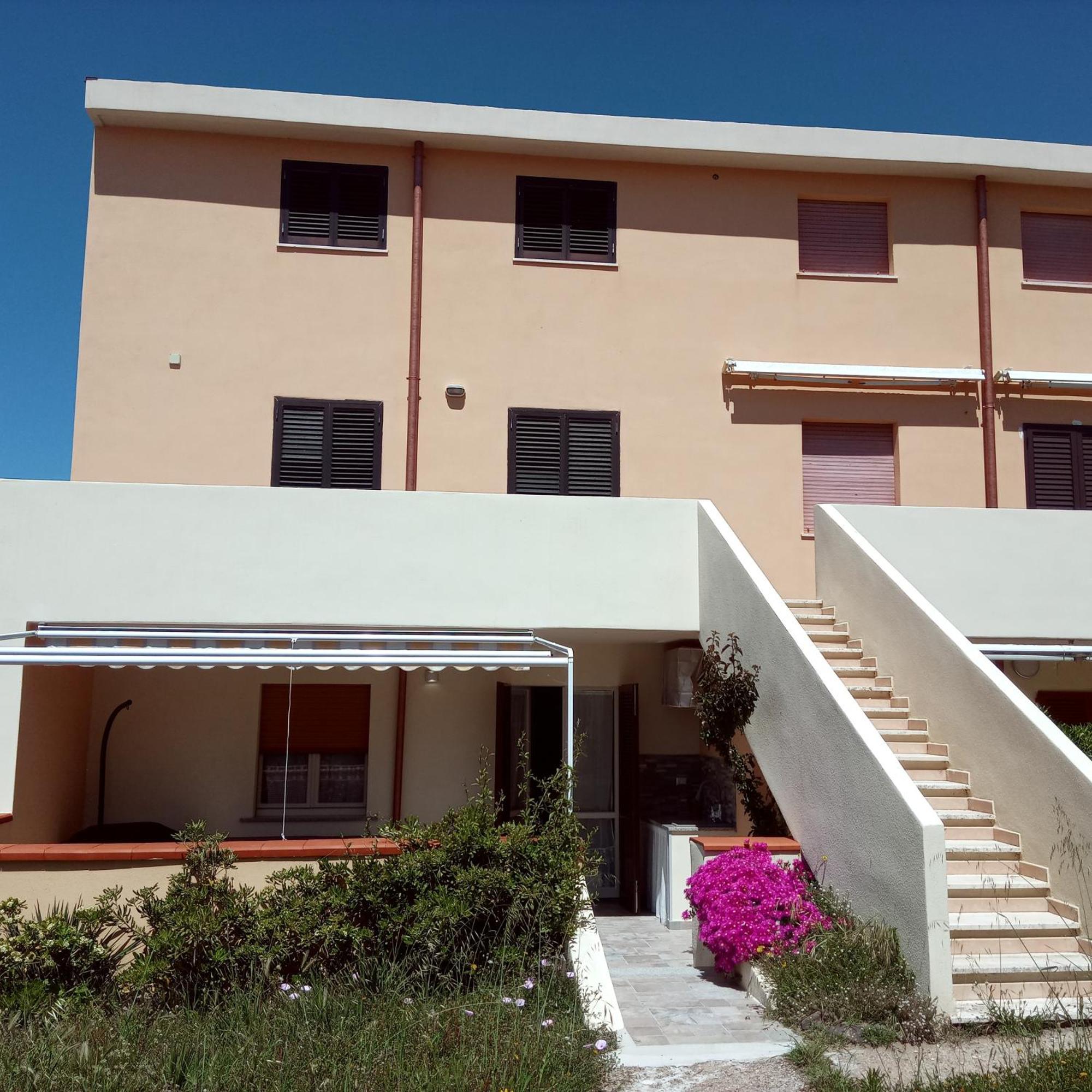 Ferienhaus Con Veranda E Giardino A 75 M Dal Mare *